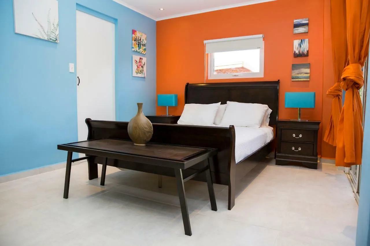 Hotel Little Jungle Apartments Aruba Palm Beach