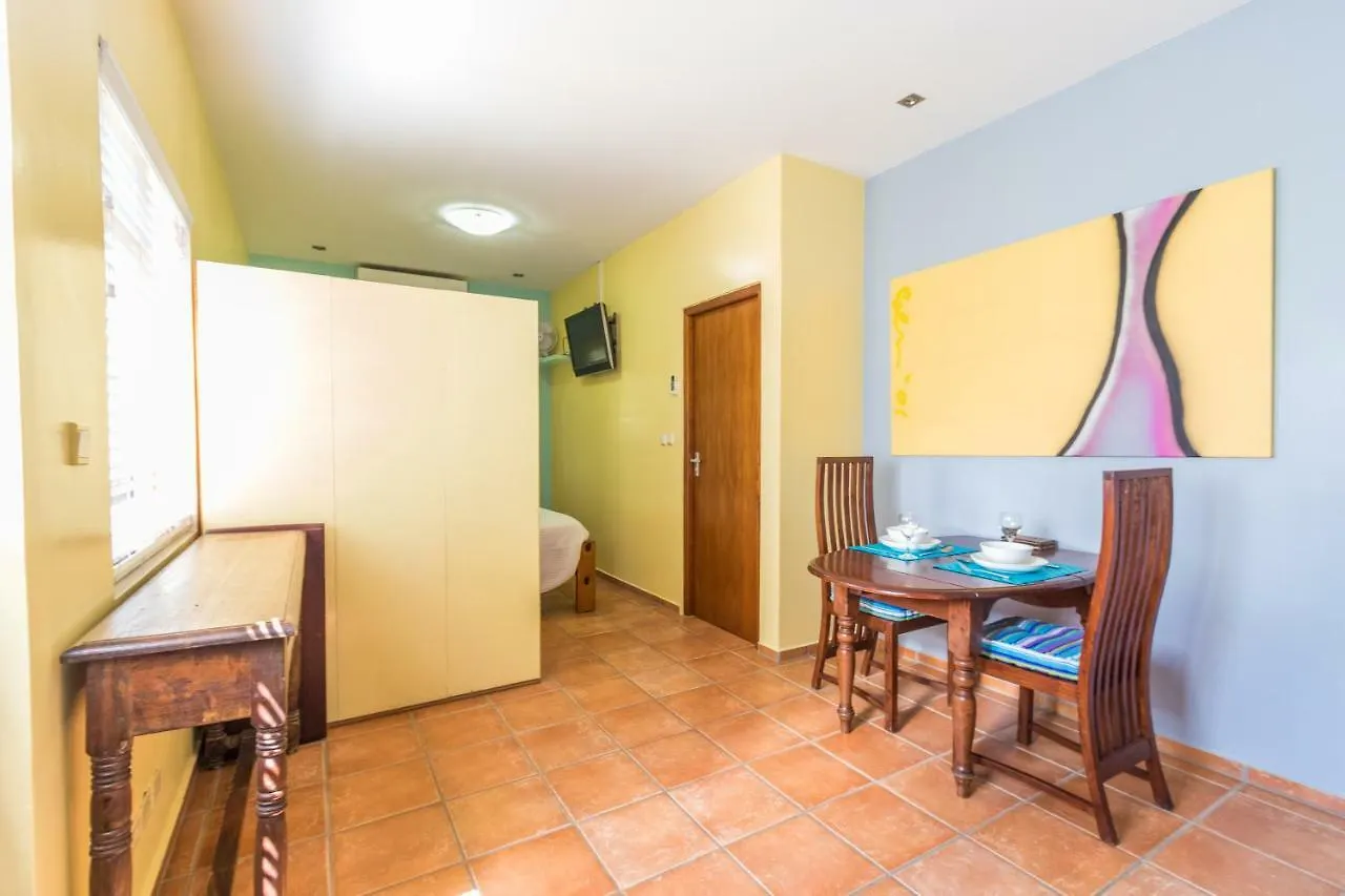 Hotel Little Jungle Apartments Aruba Palm Beach